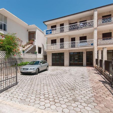 Apartments Ricina Dugi Rat Dış mekan fotoğraf