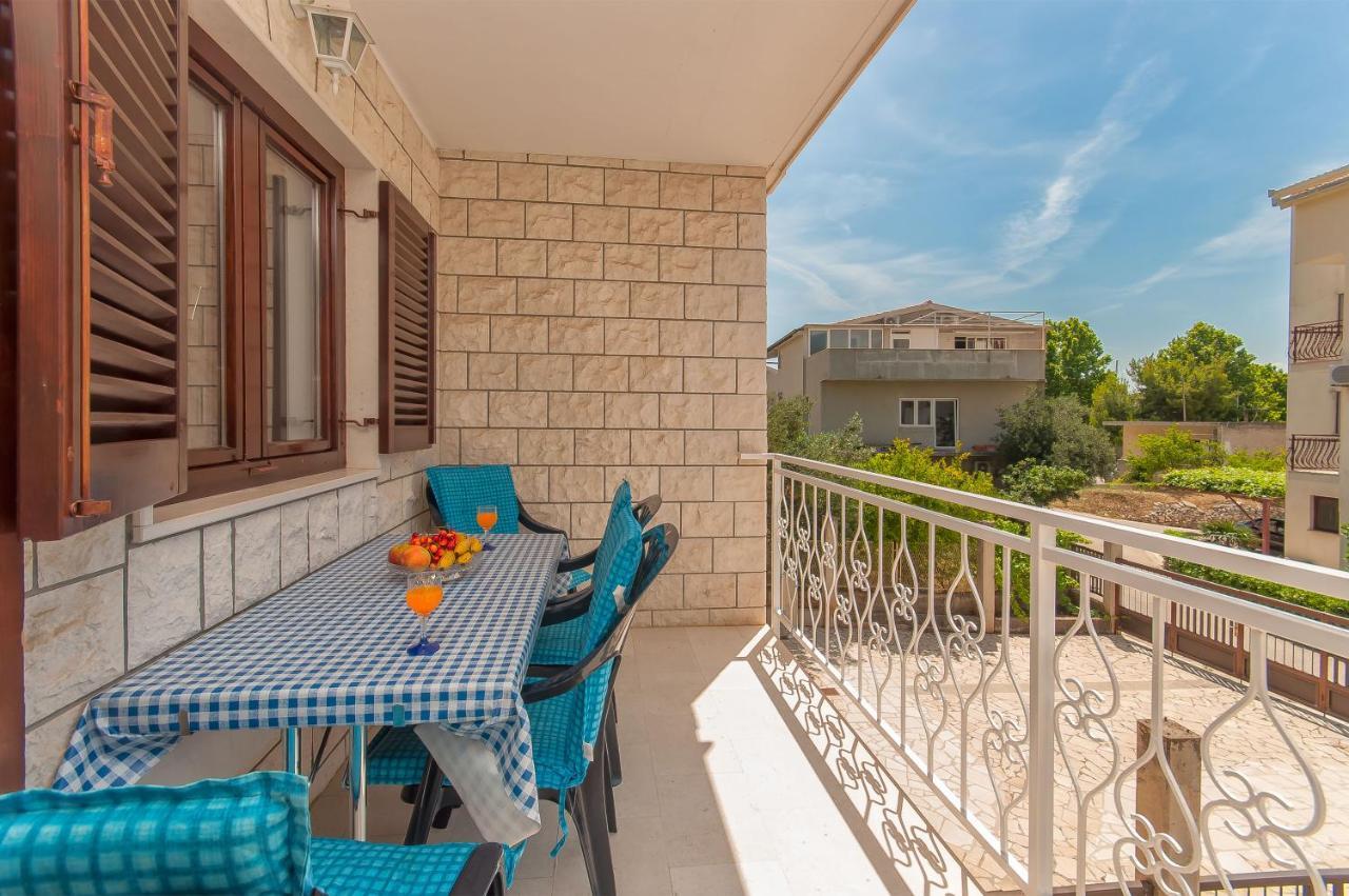 Apartments Ricina Dugi Rat Dış mekan fotoğraf